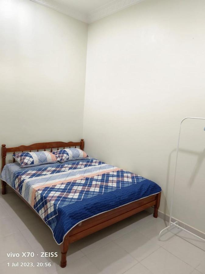 Homestay Yasmeen มารัง ภายนอก รูปภาพ